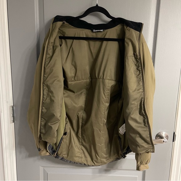 Arc’teryx LEAF Atom Jacket LT (Gen 2) - Picture 4 of 9